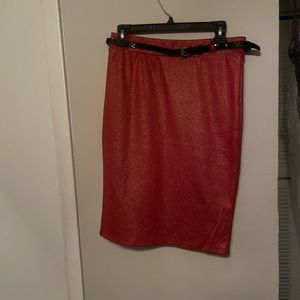 Mid length shiny skirt